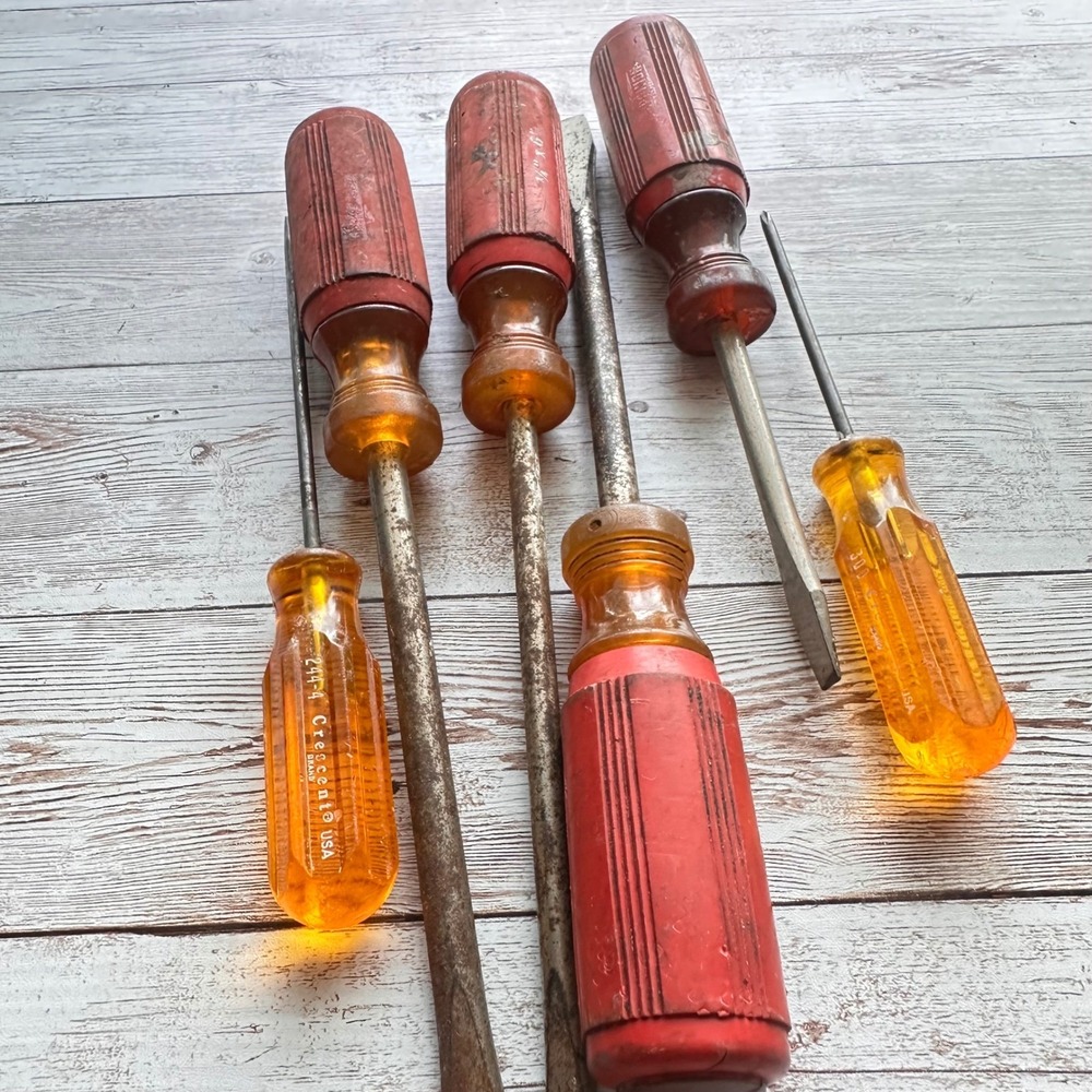 Vintage Screwdrivers Lot Sears Companion Crescent USA Red & Amber Handles Tools